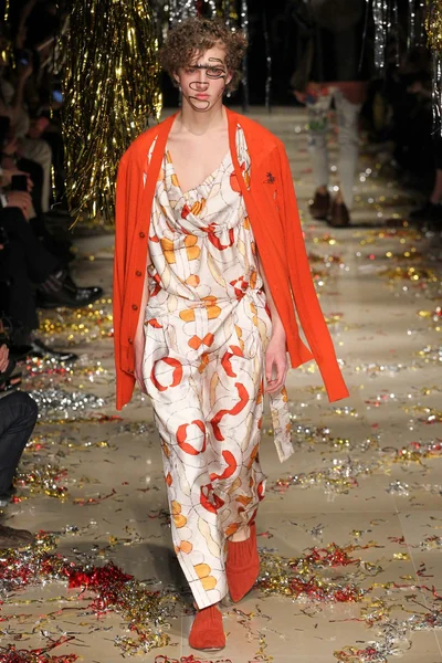 Look 22